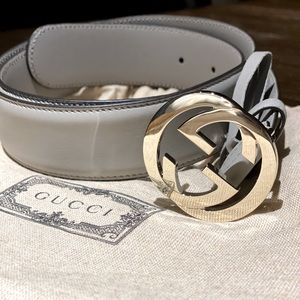 Women’s Gucci belt